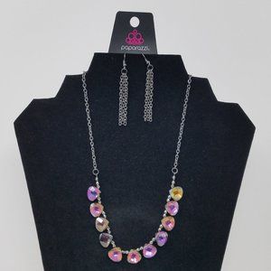 Paparazii Designer Necklace and Ear Ring Set.